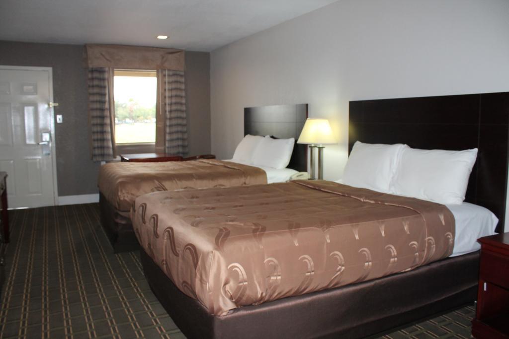 Quality Inn & Suites Port Arthur - Nederland Luaran gambar