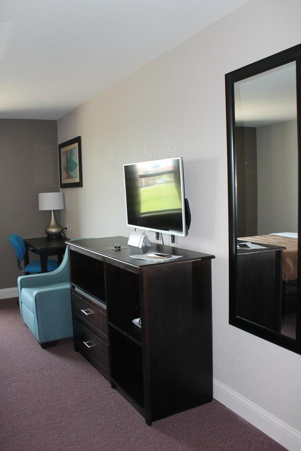 Quality Inn & Suites Port Arthur - Nederland Luaran gambar
